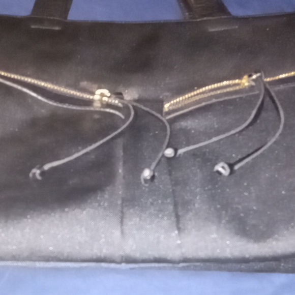 Handbag - Picture 6 of 9